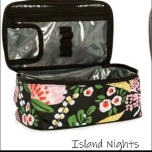 Glamour case by Thirty-one
